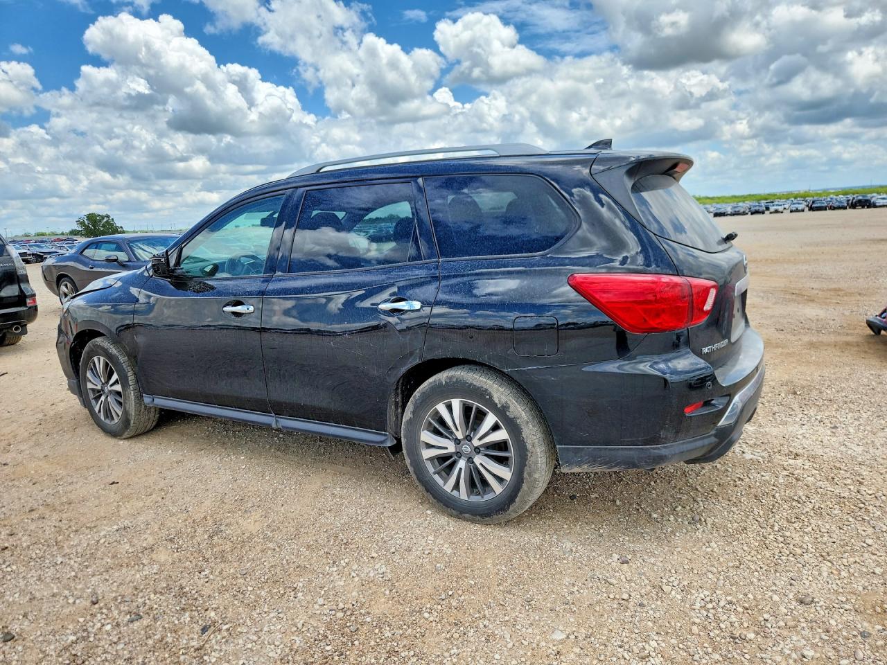 Nissan Pathfinder Sl