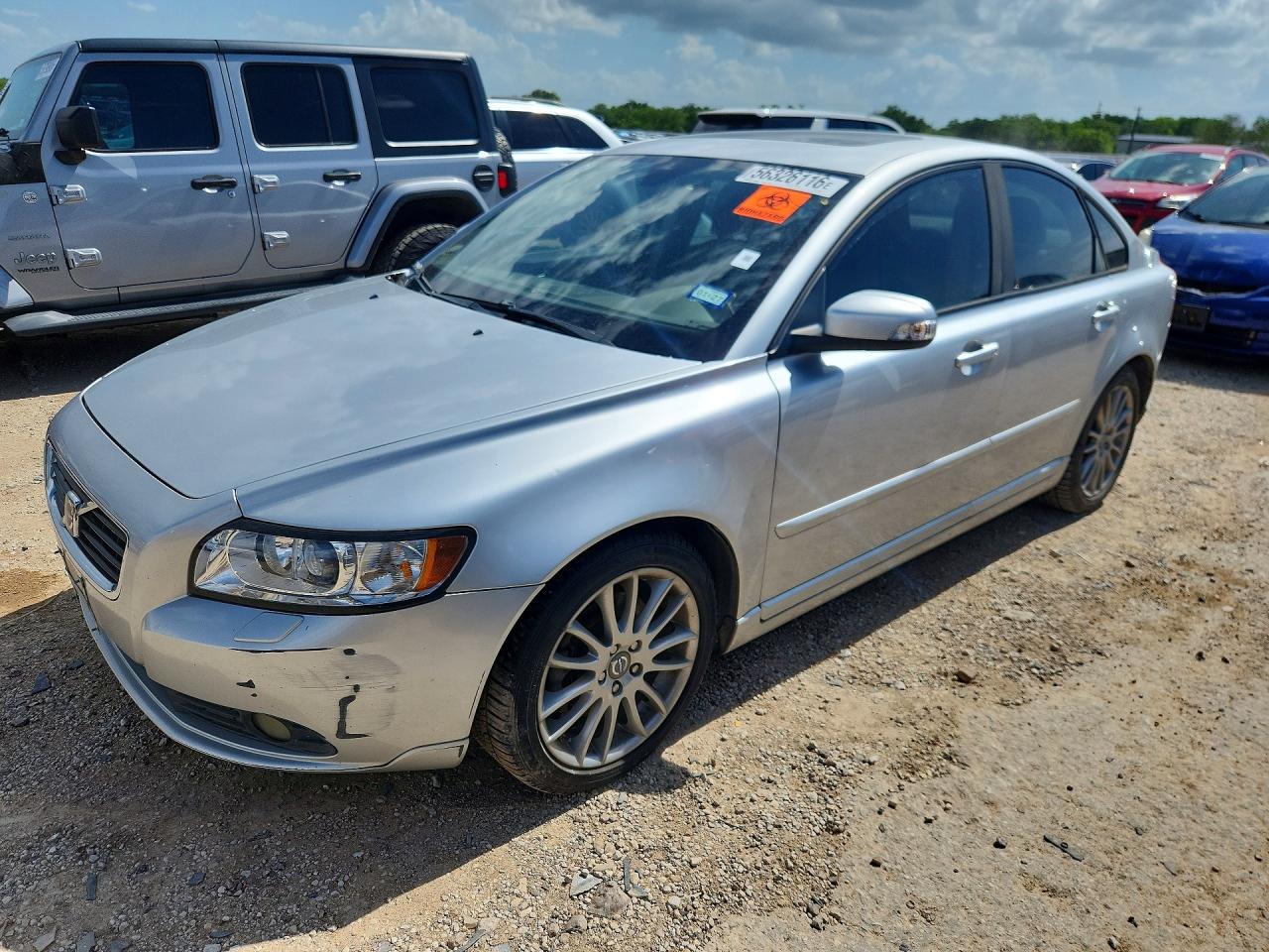 Salvage Volvo S40 Image