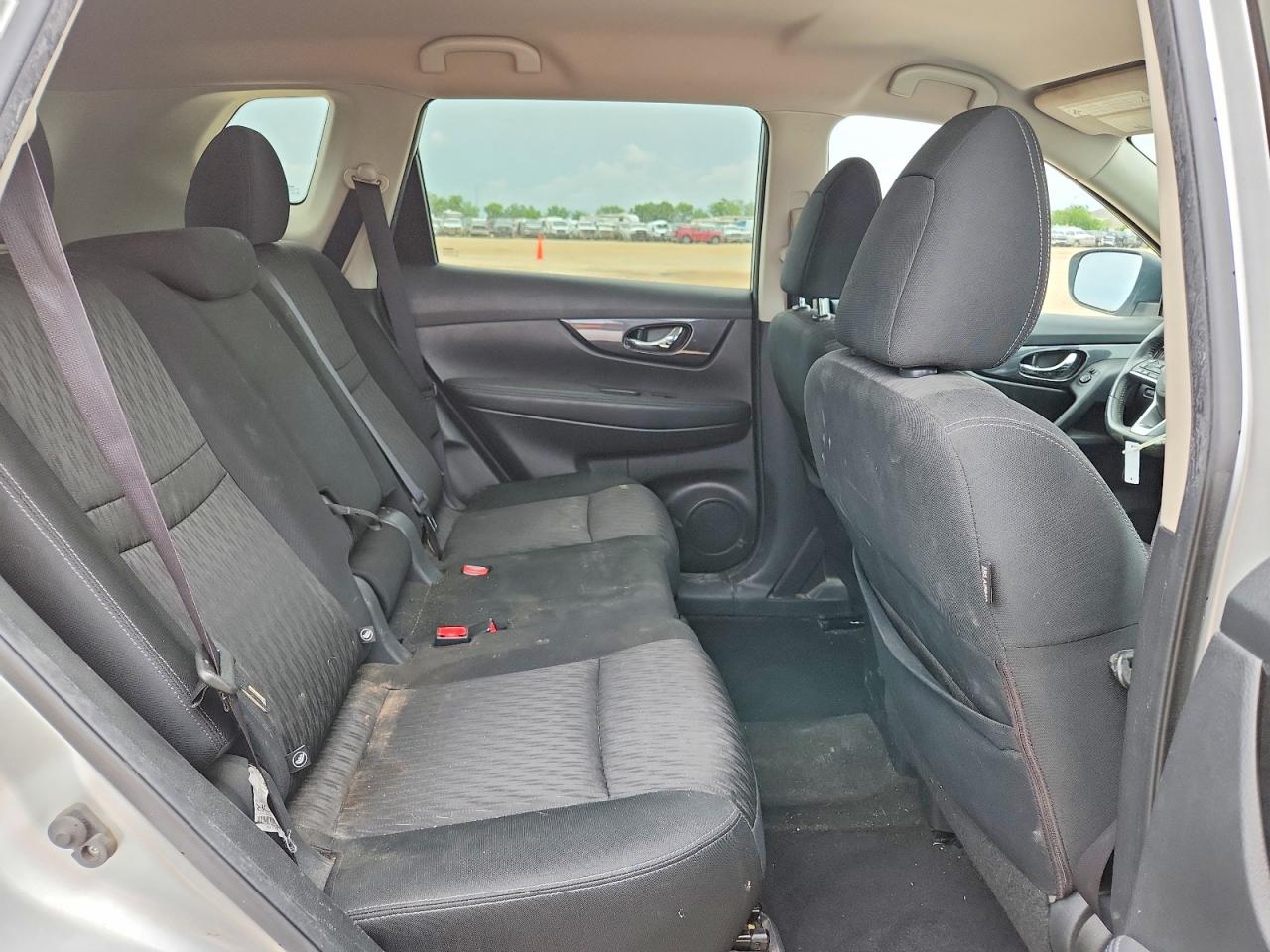 Nissan Rogue Sv