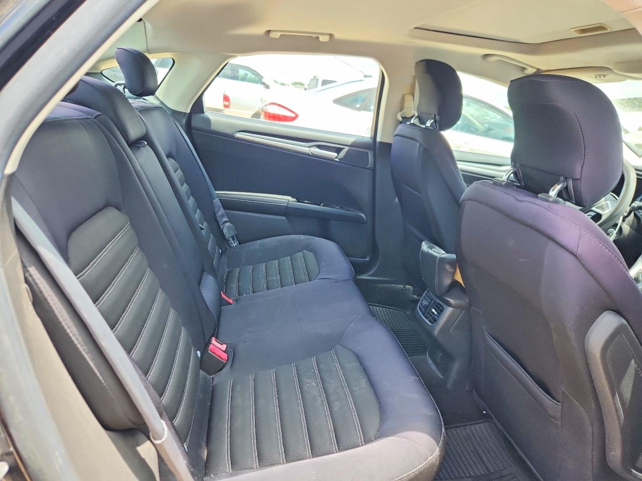 Ford Fusion Se