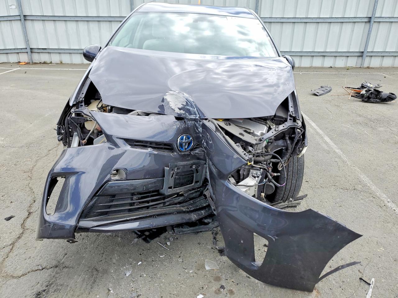 Toyota Prius Three