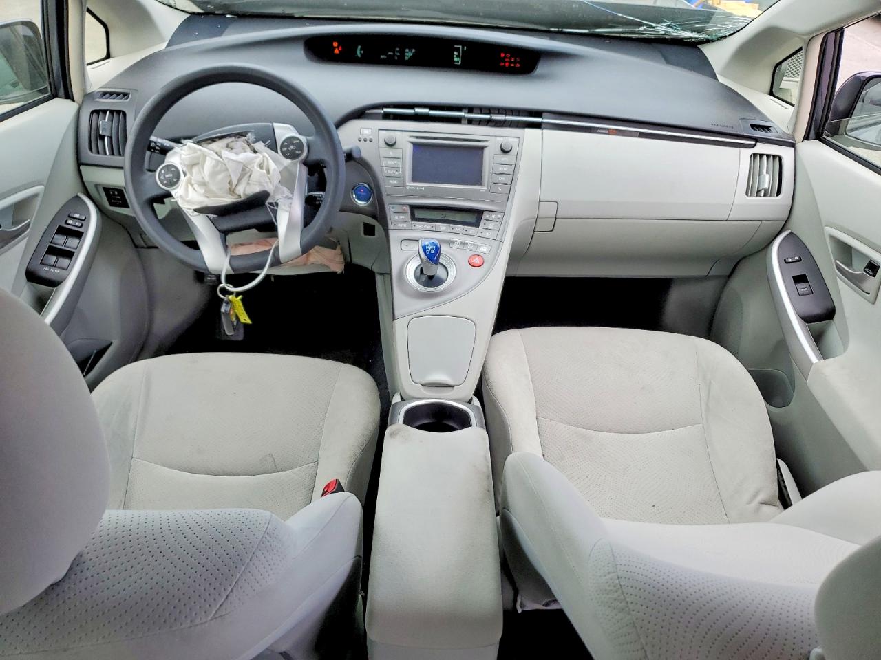 Toyota Prius Three
