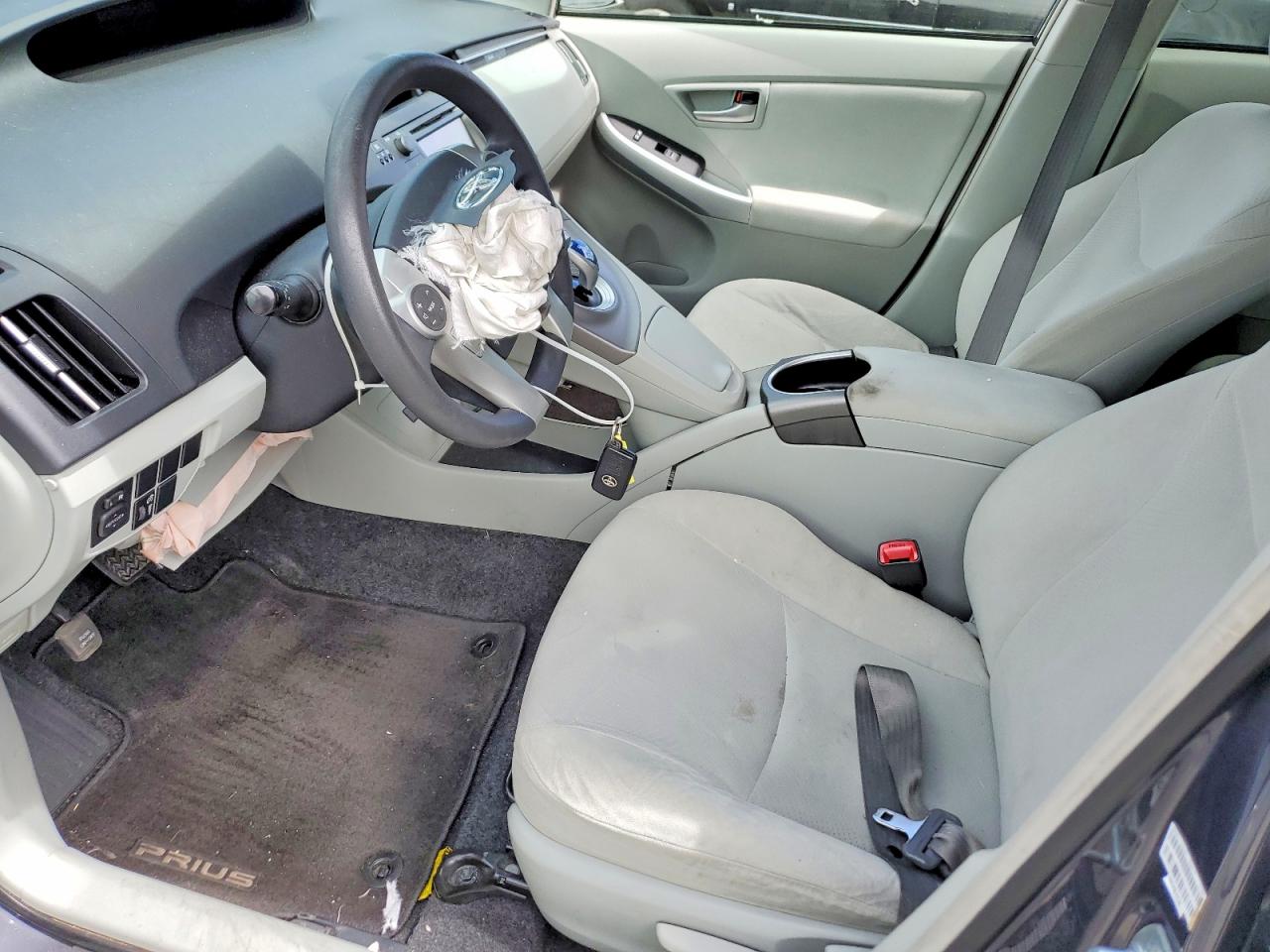 Toyota Prius Three