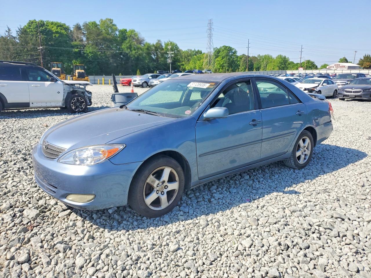 Salvage Toyota Camry Image