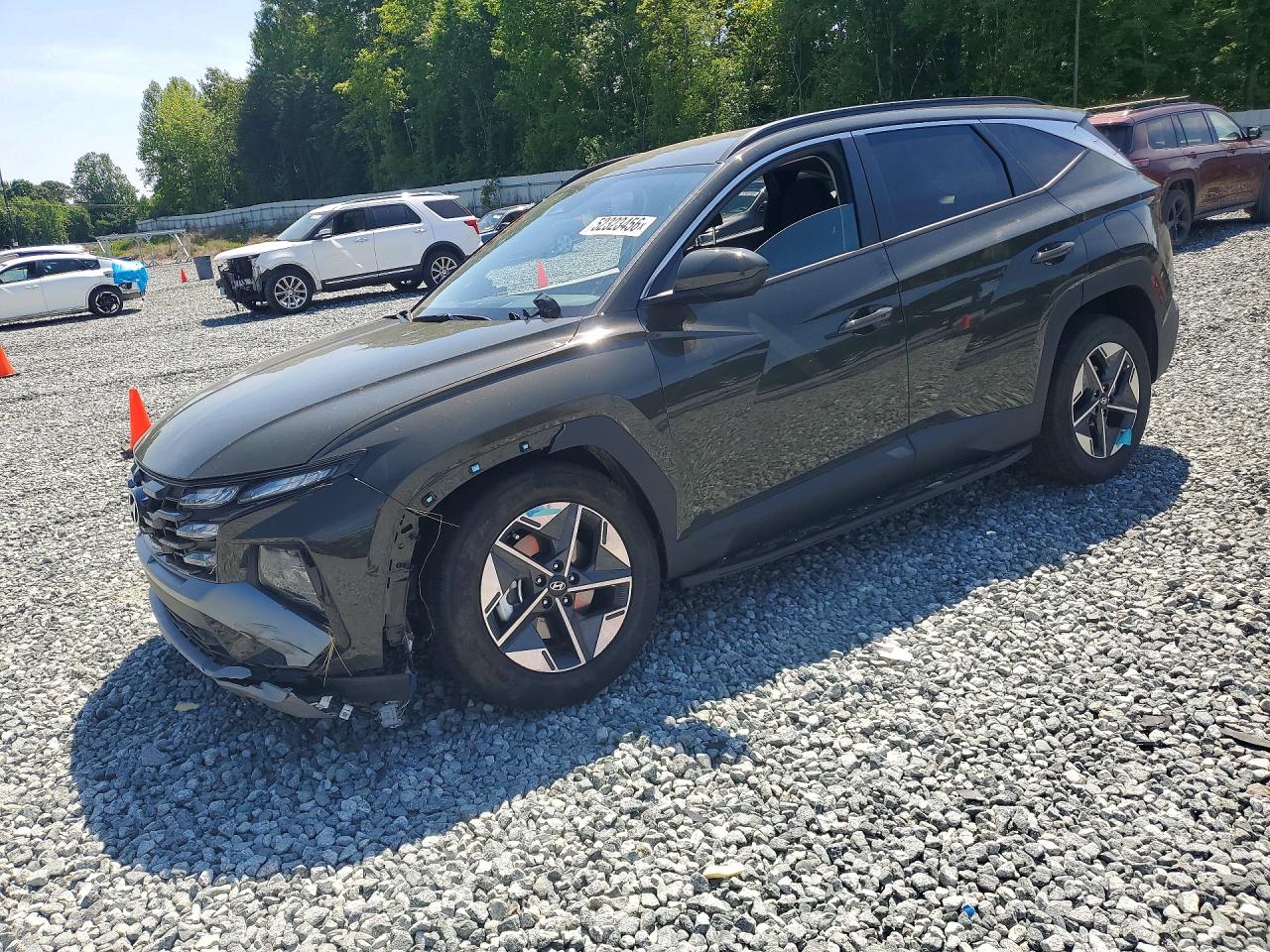 Salvage Hyundai TUCSON Image