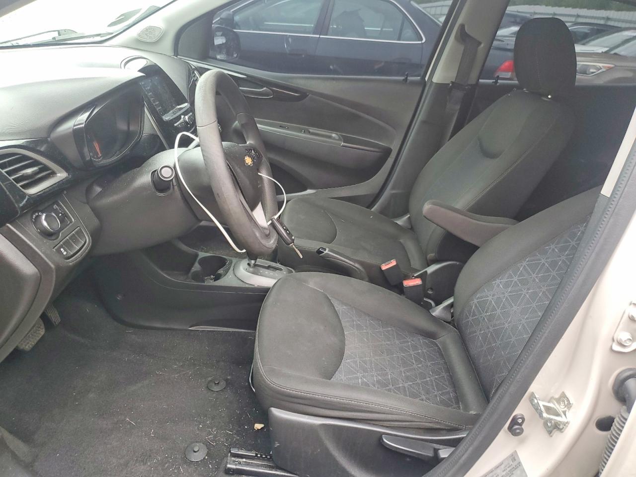 Chevrolet Spark 1lt