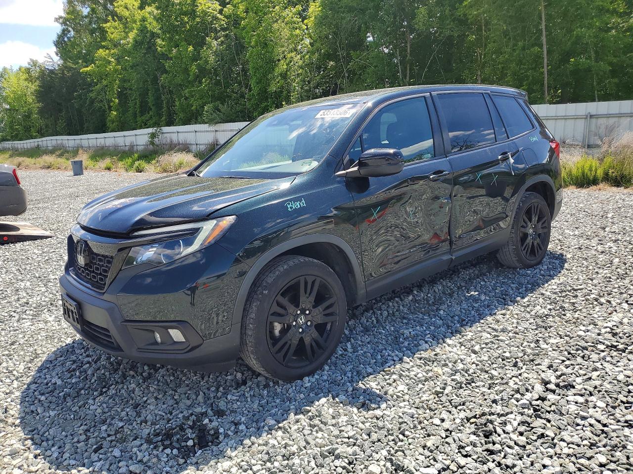 Salvage Honda Passport Image