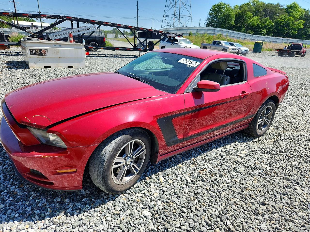 Salvage Ford Mustang Image