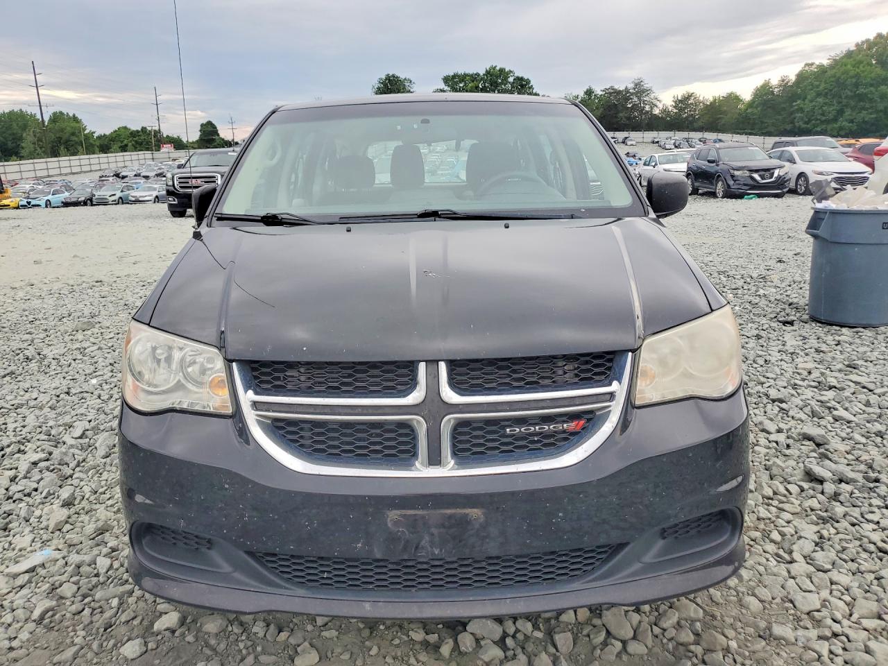 Dodge Caravan Se