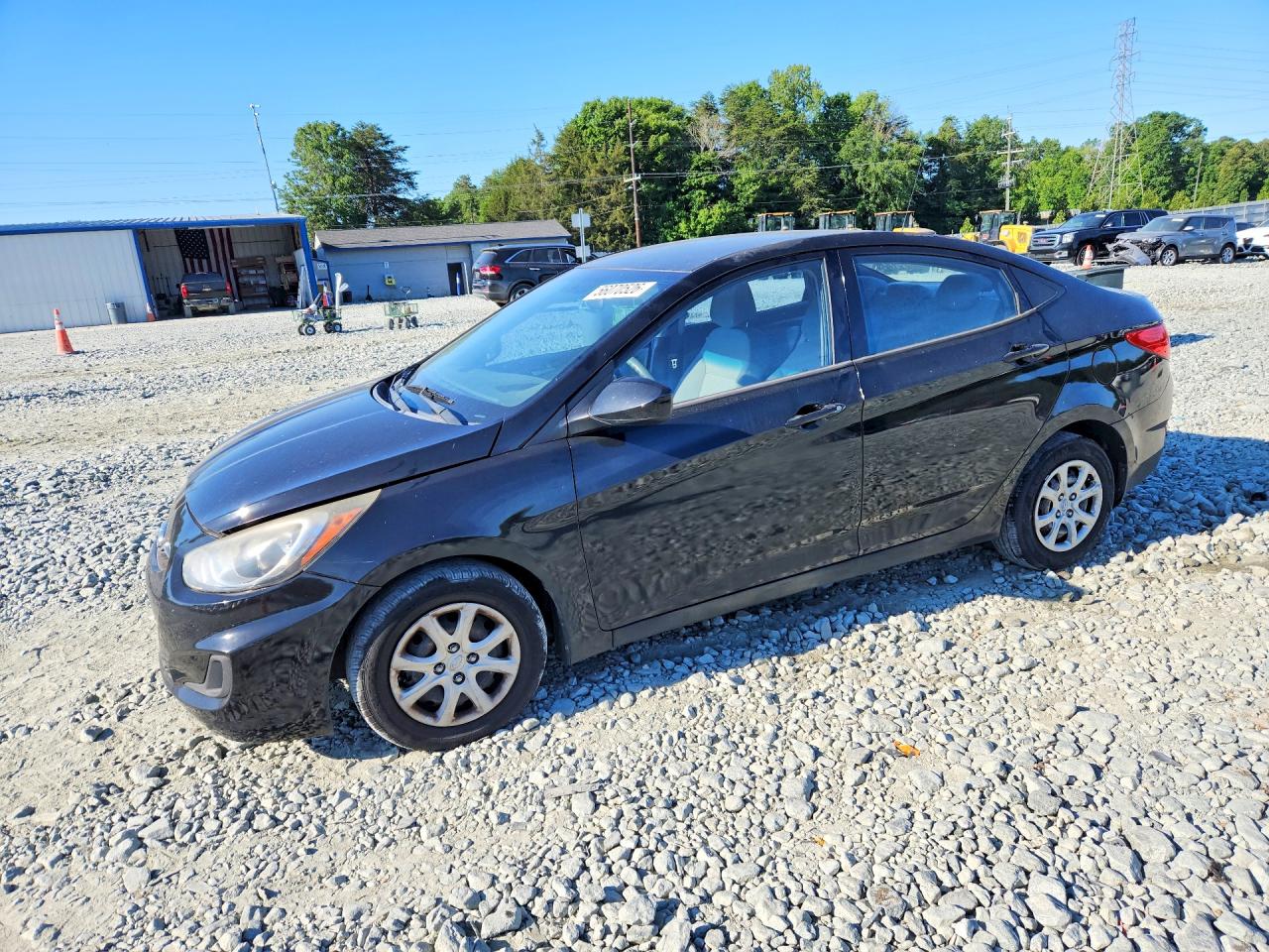 Salvage Hyundai ACCENT Image