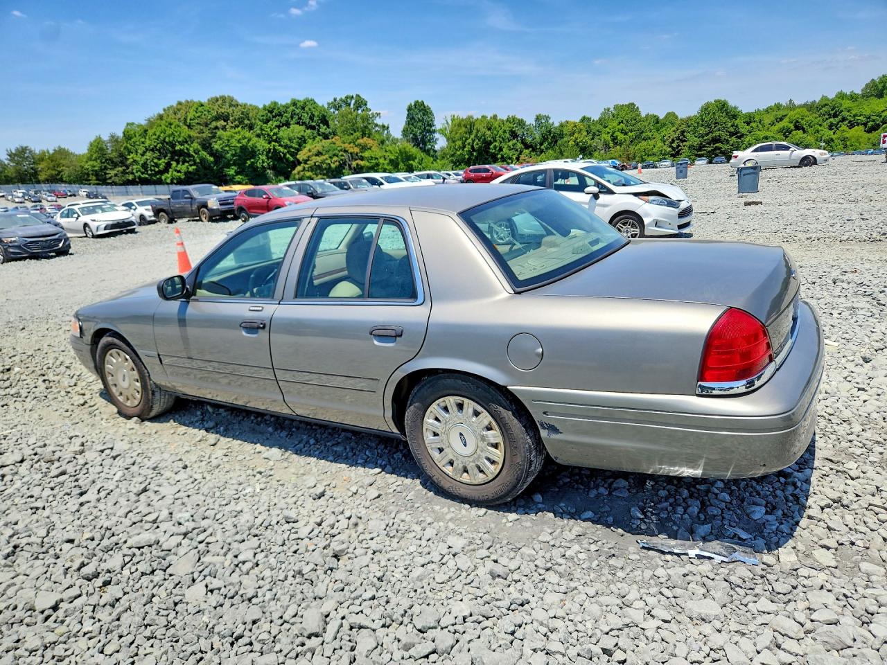 Ford Crown Vic