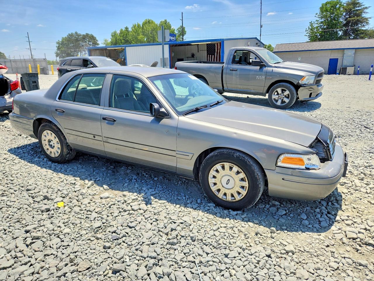 Ford Crown Vic
