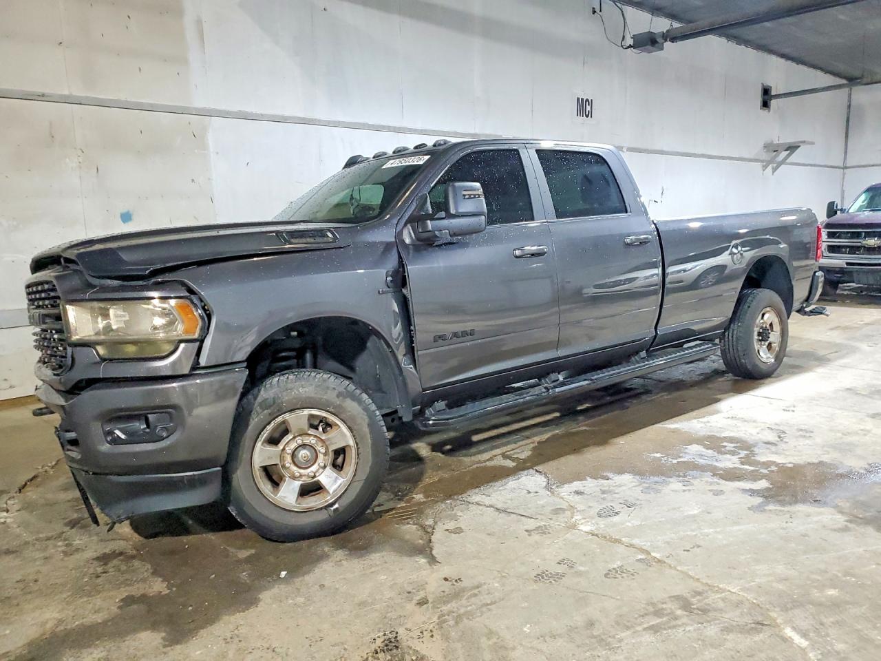 Salvage Ram 3500 Image