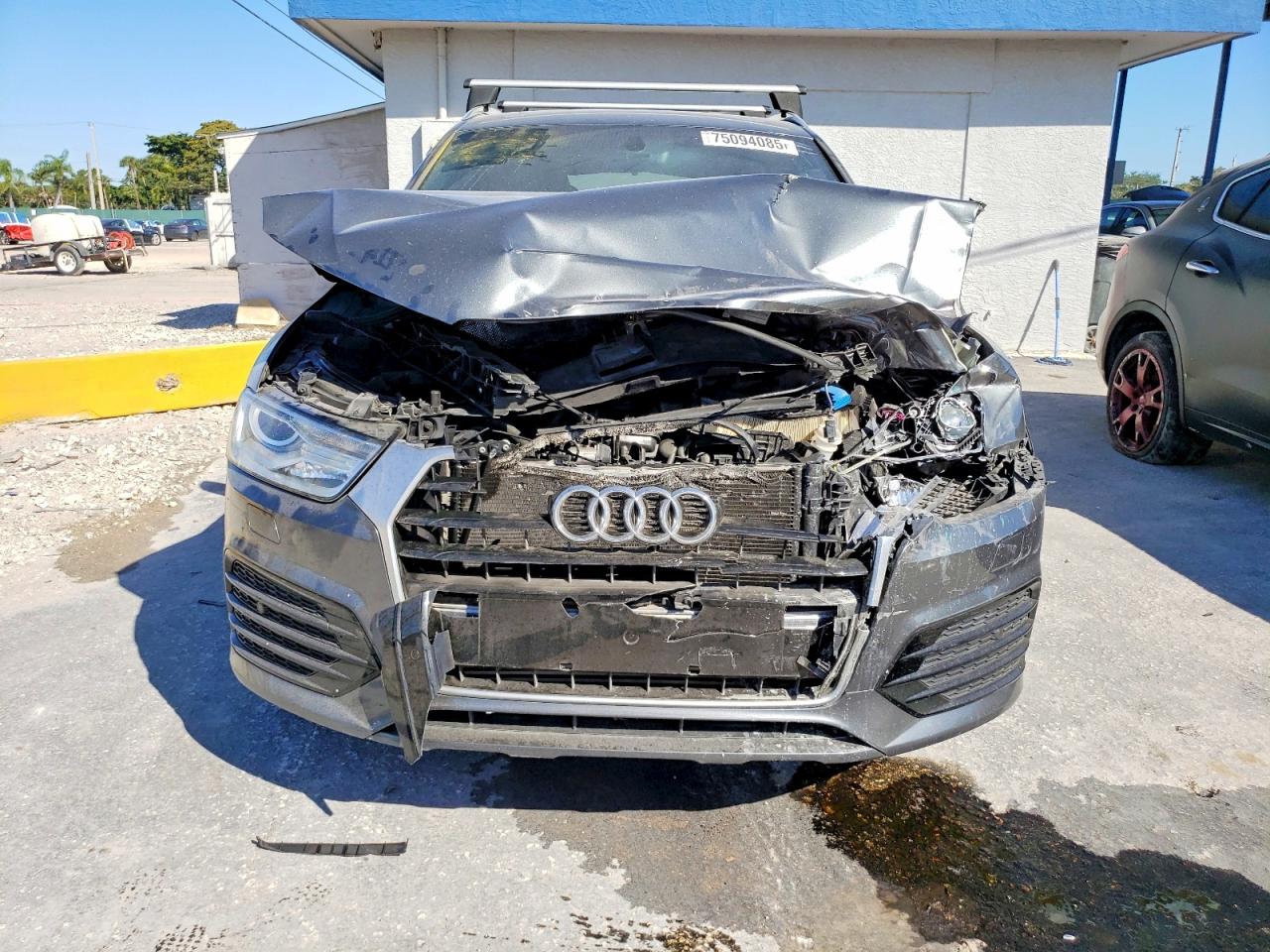 Audi Q3 Premium