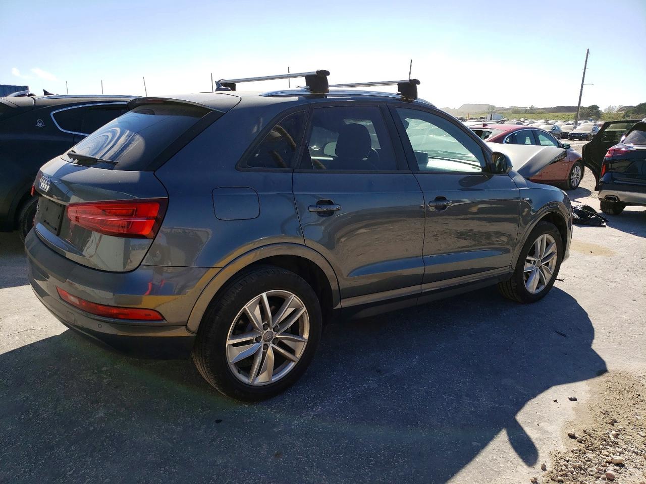 Audi Q3 Premium