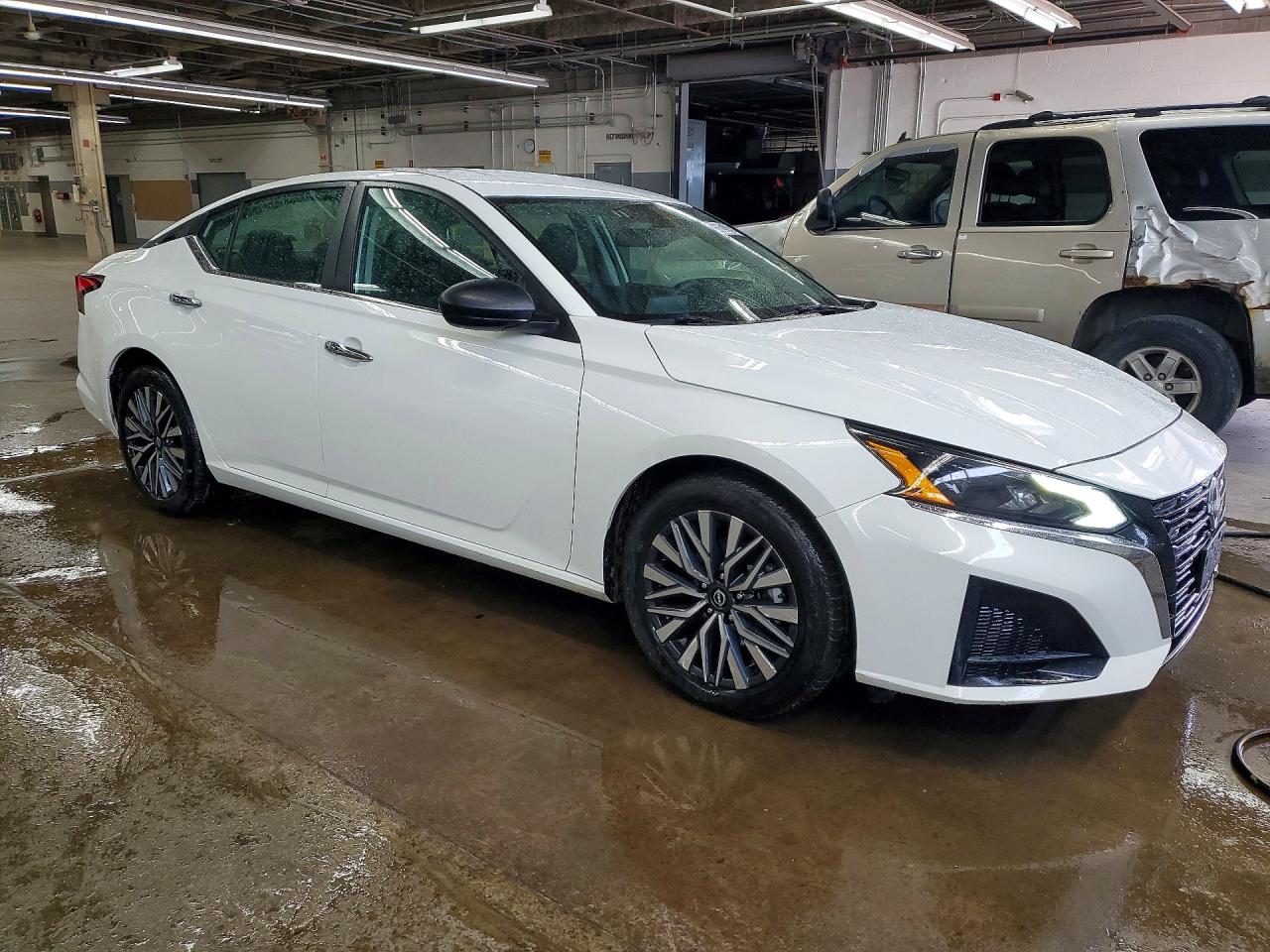 Nissan Altima Sv