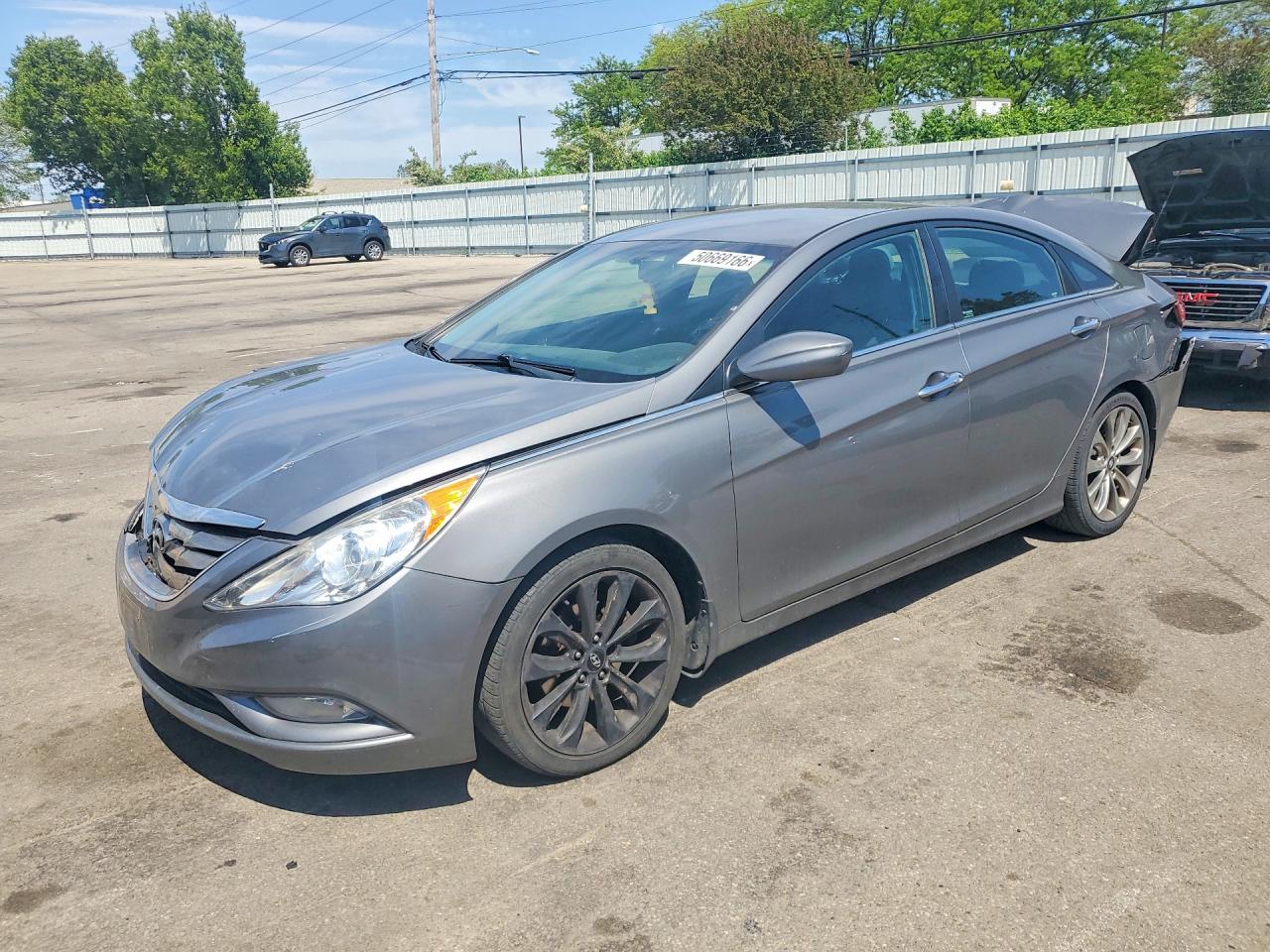 Salvage Hyundai SONATA Image