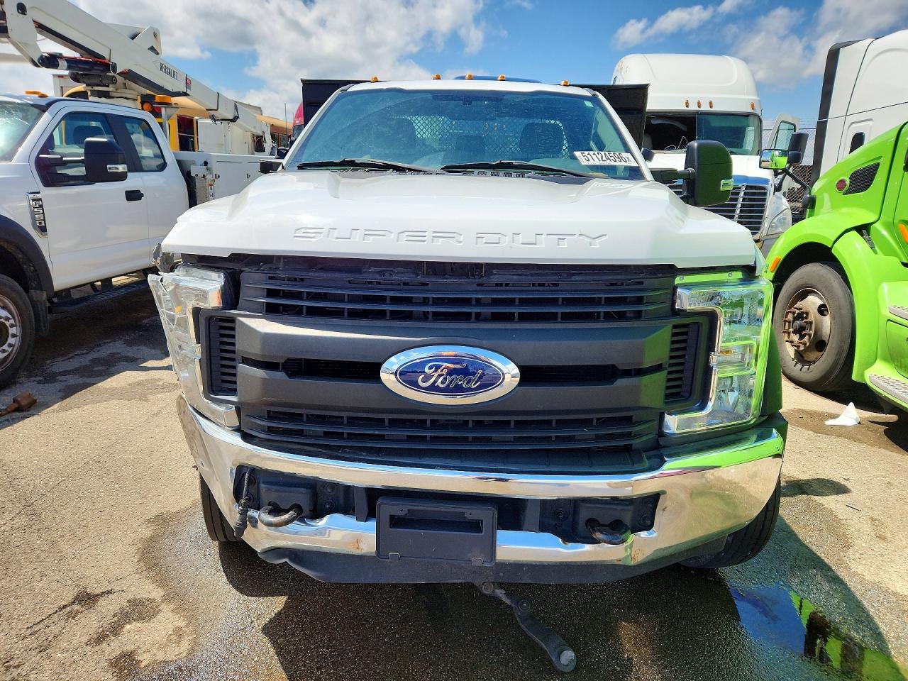 Ford F-450 Super Duty