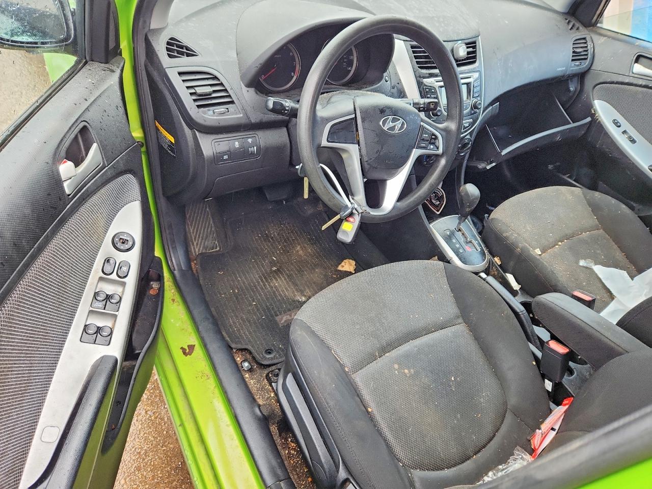 Hyundai ACCENT Gs