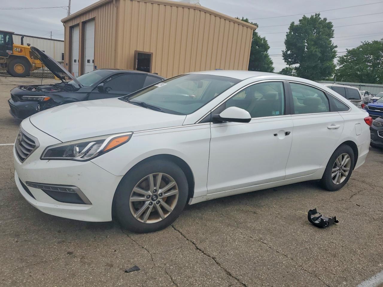 Salvage Hyundai SONATA Image