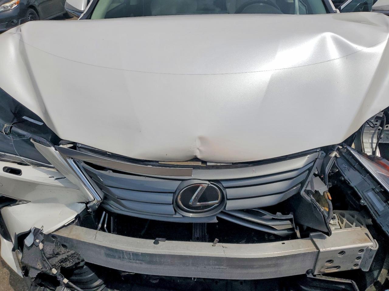 Lexus RX Base