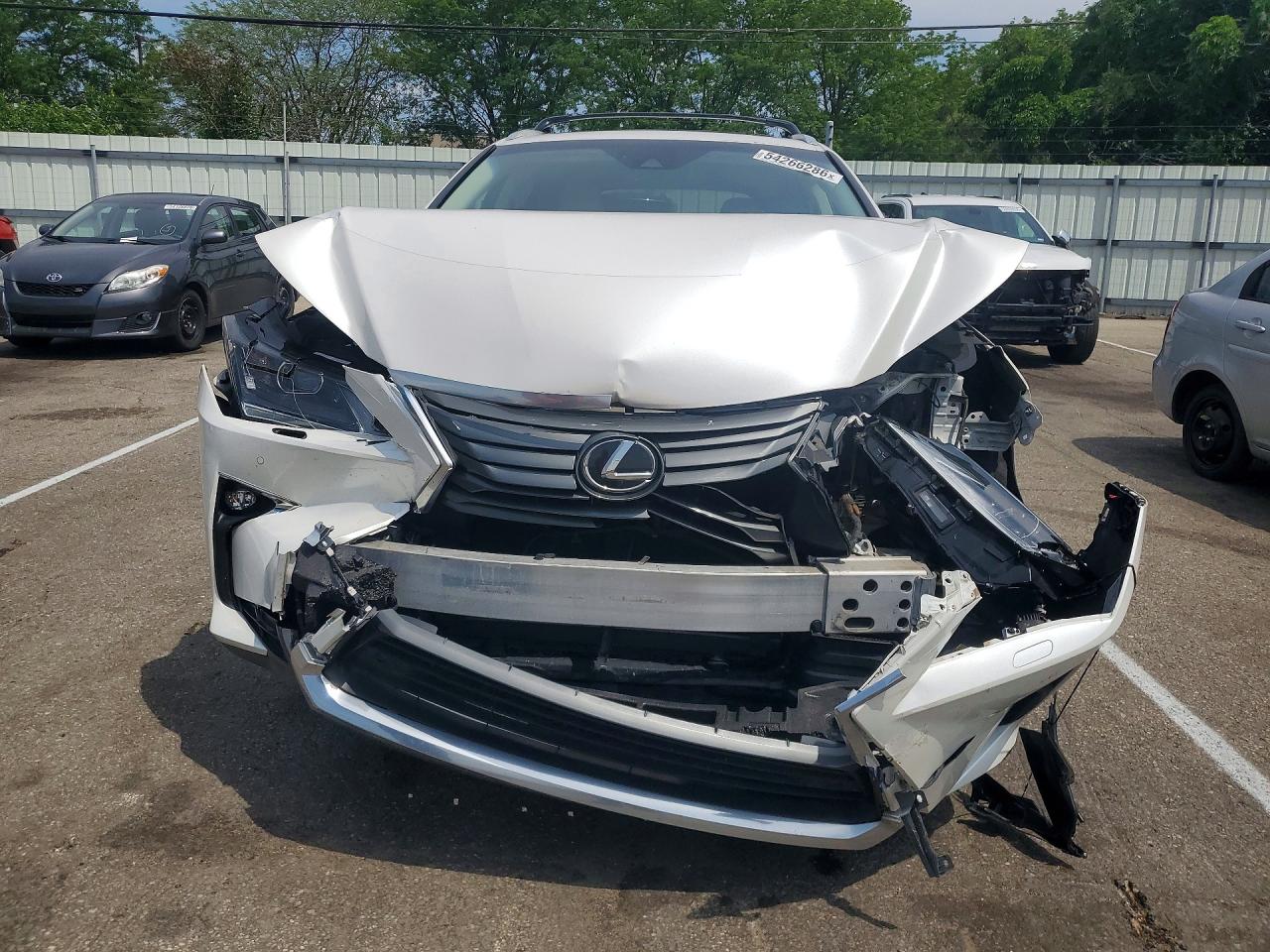Lexus RX Base