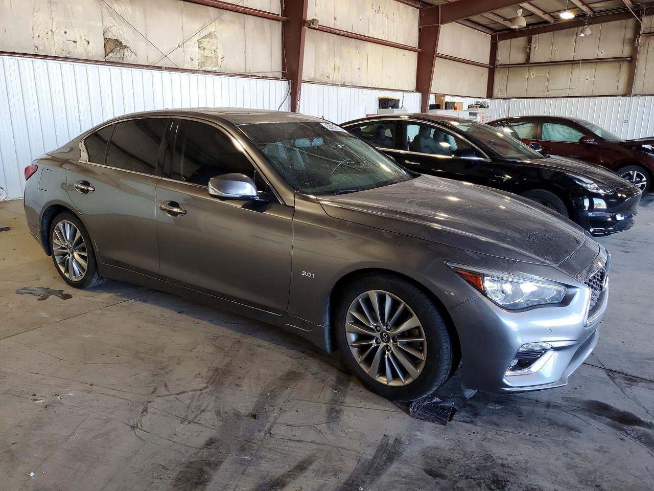 INFINITI Q50 3.0t Luxe