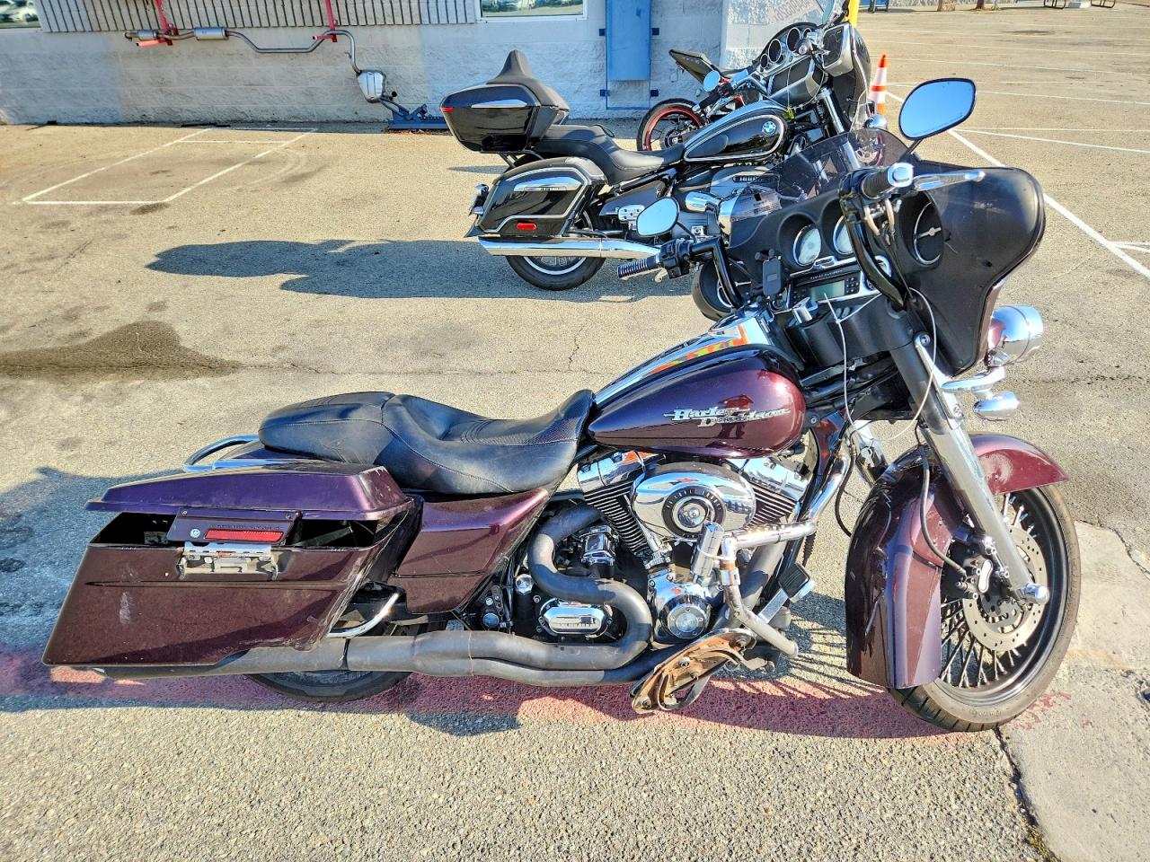 Salvage Harley-Davidson Fl Image