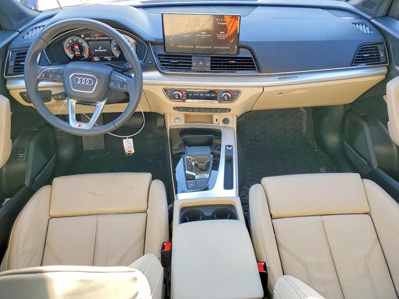 Audi Q5 Premium Plus 45
