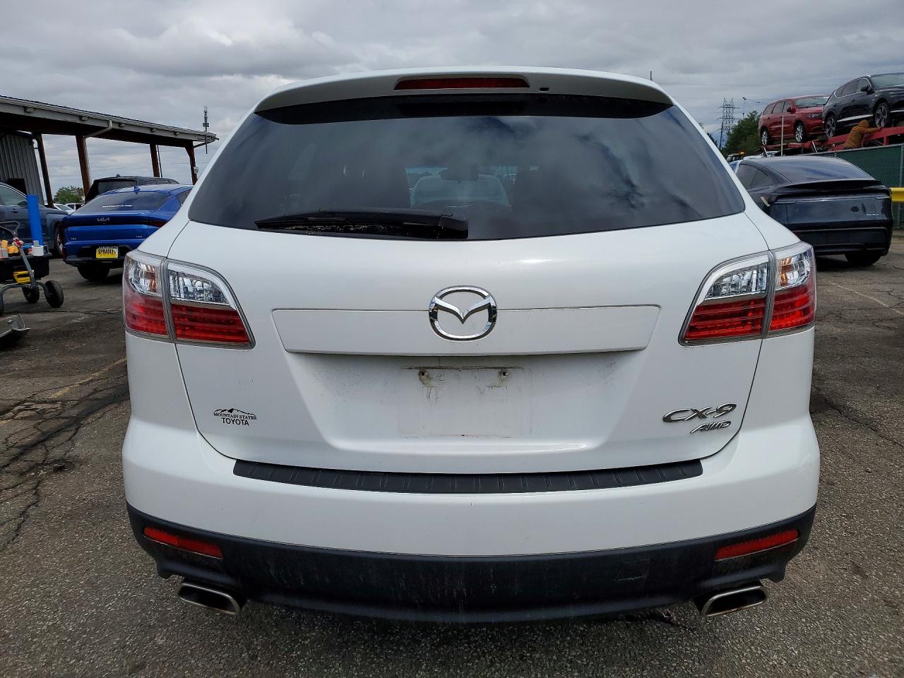 Mazd CX-9