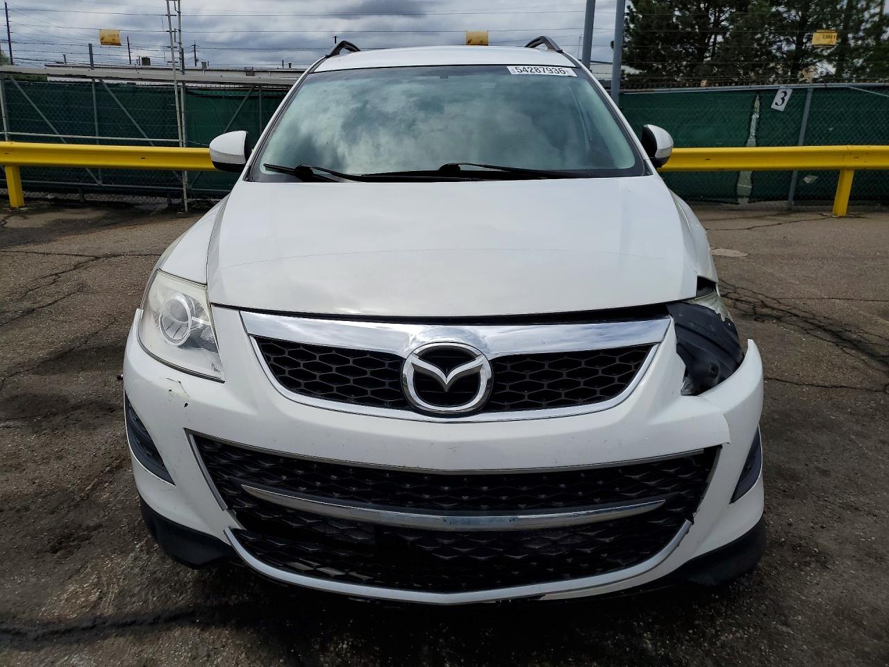 Mazd CX-9