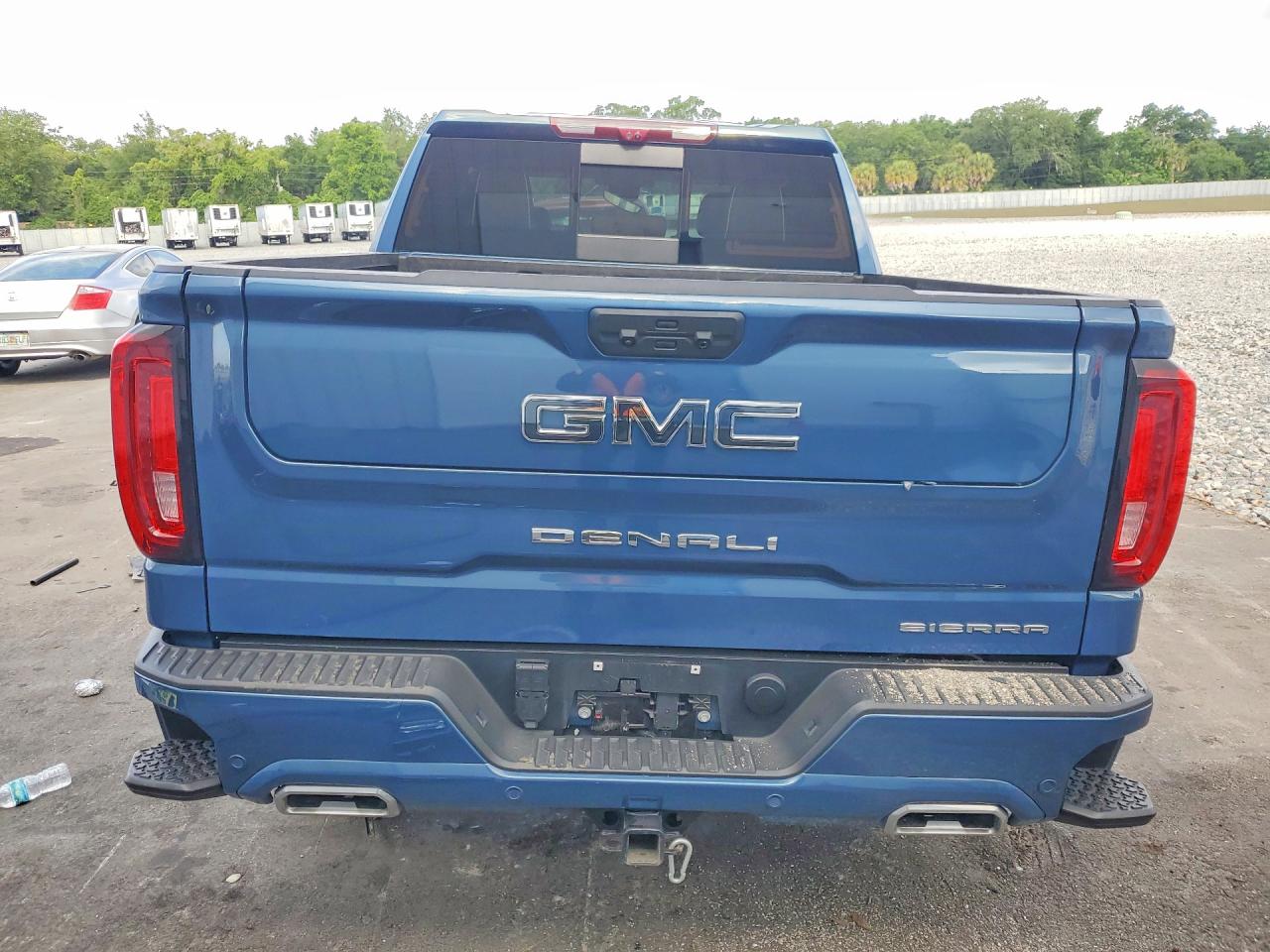 GMC Sierra K1500 Denali Ultimate