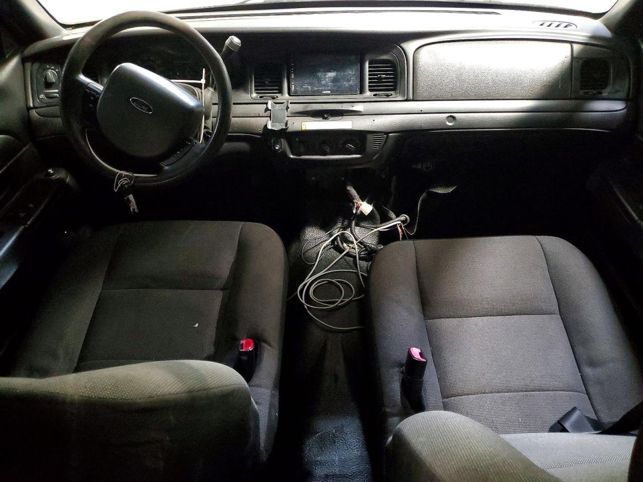Ford Crown Vic Police Interceptor