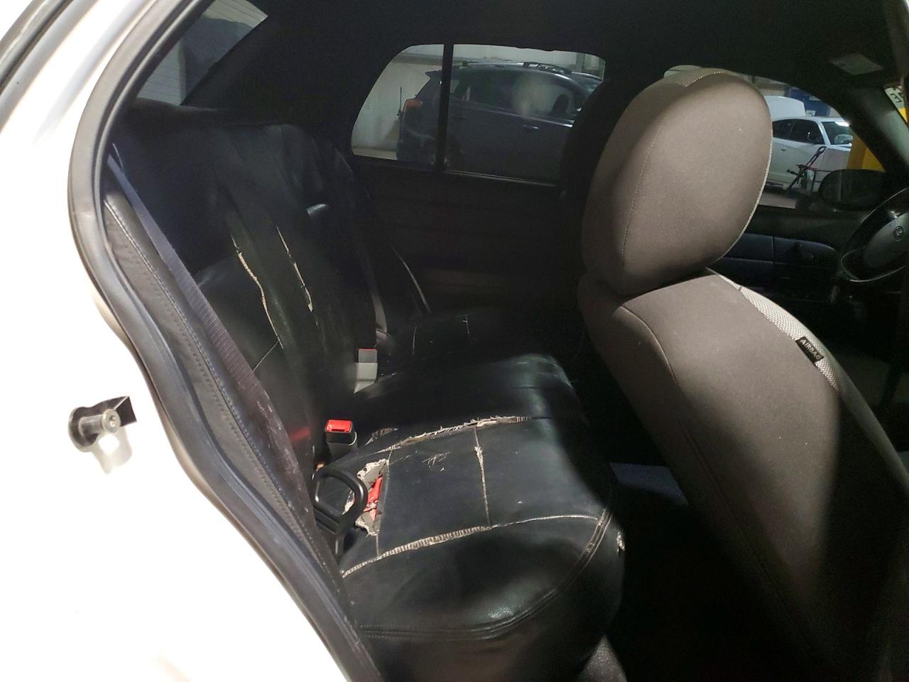 Ford Crown Vic Police Interceptor