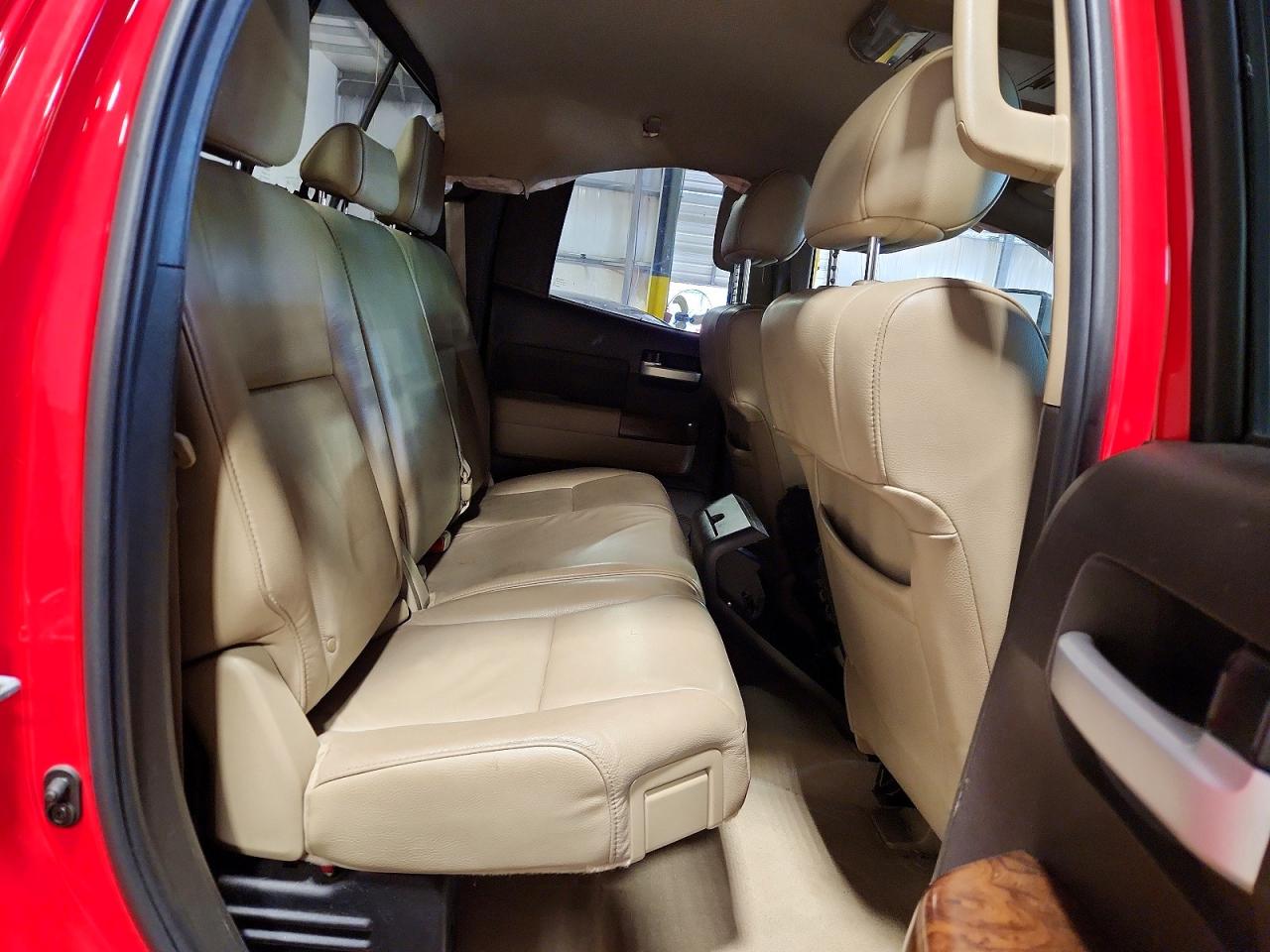 Toyota Tundra Double Cab Limited