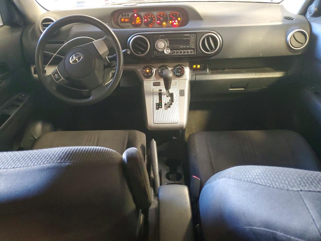 Toyota Scion Xb