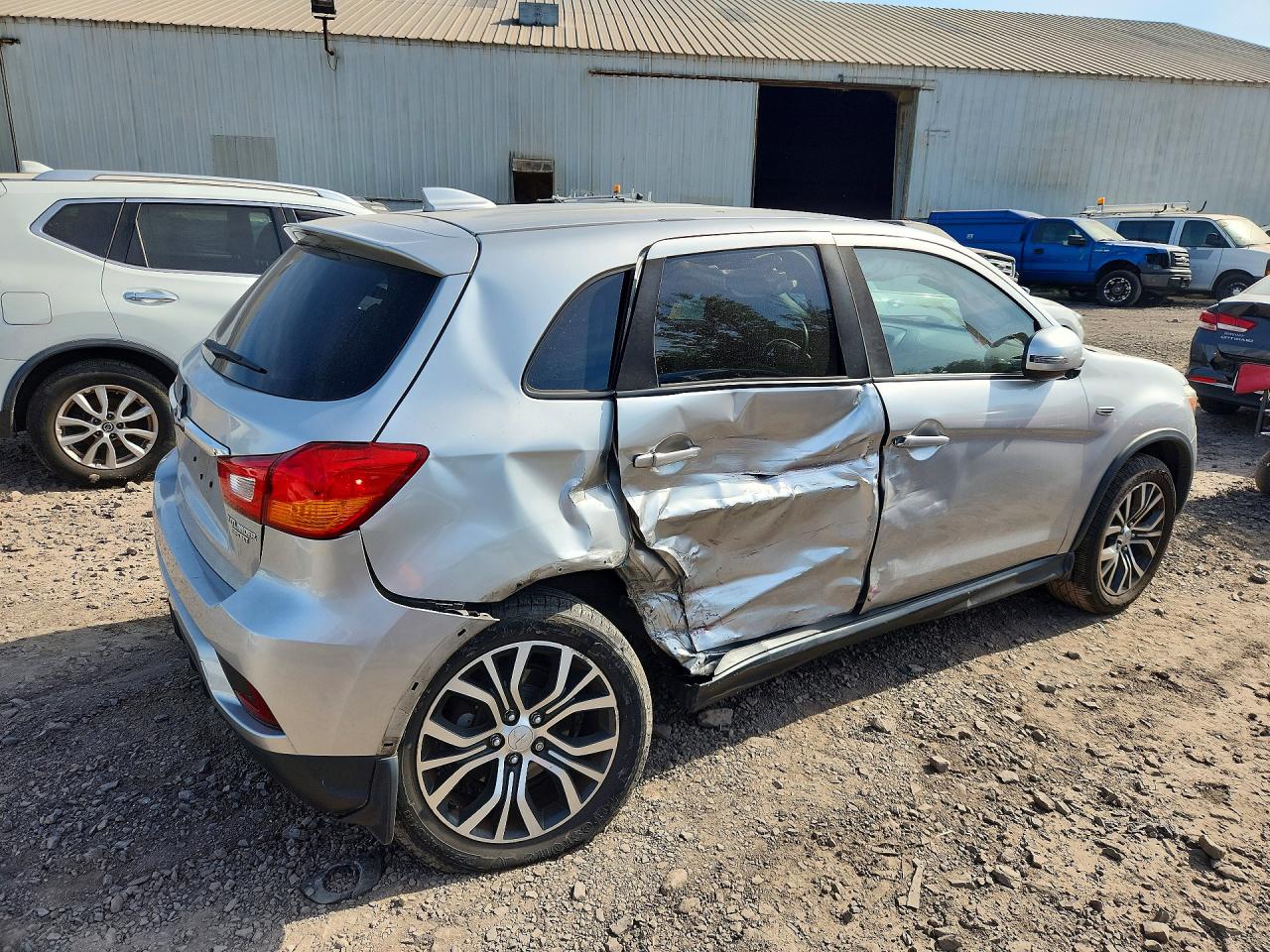 Mitsubishi Outlander Es