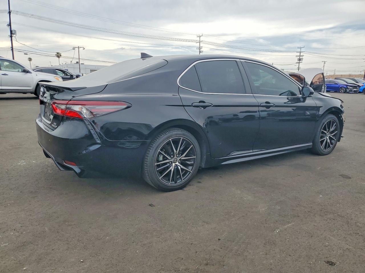 Toyota Camry Se