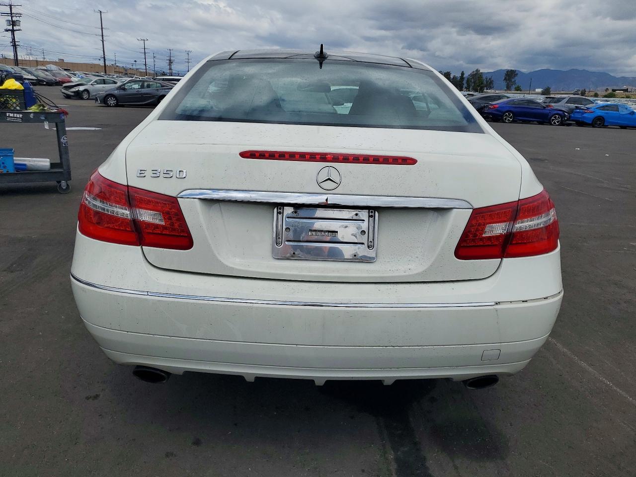 Mercedes-Benz E-Class 350