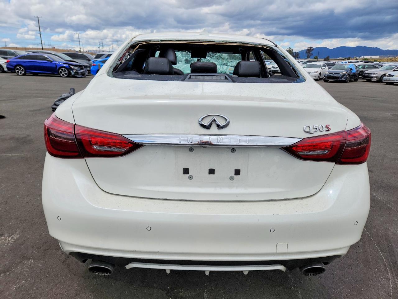 INFINITI Q50 Red Sport 400