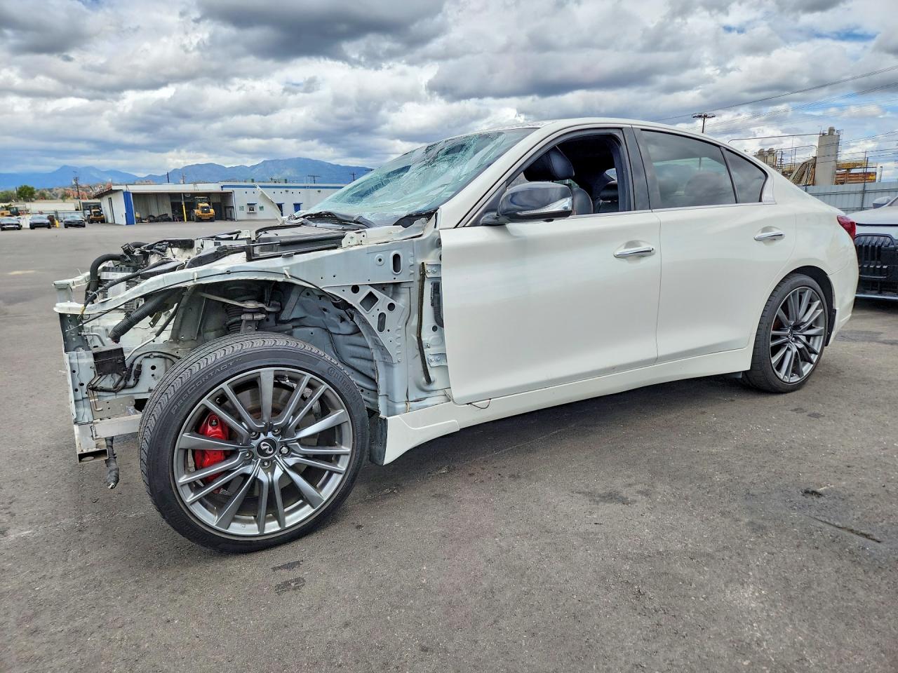 Salvage INFINITI Q50 Image