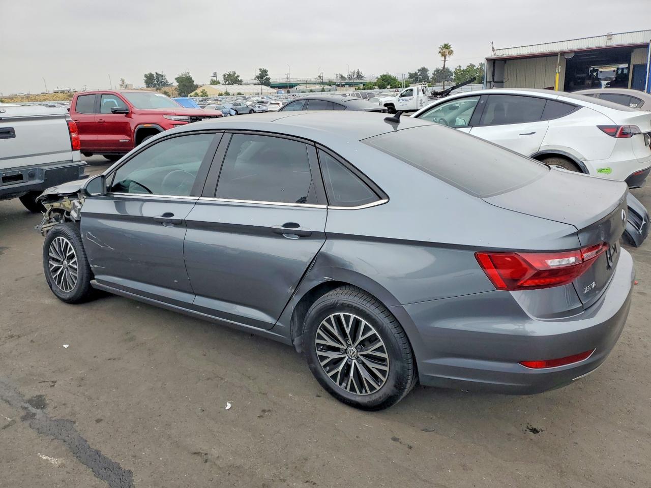 Volkswagen Jetta S