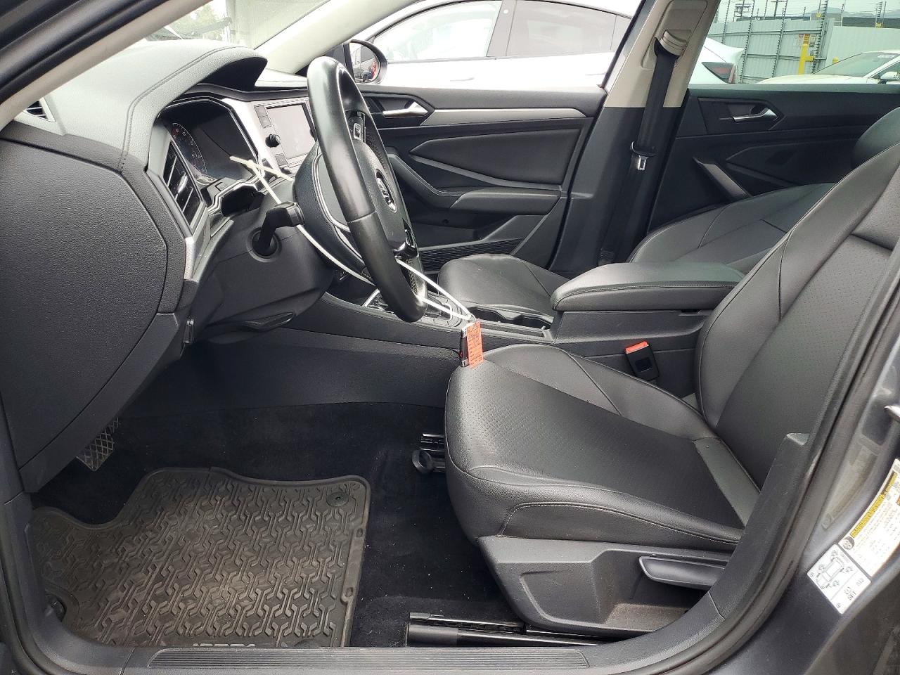 Volkswagen Jetta S