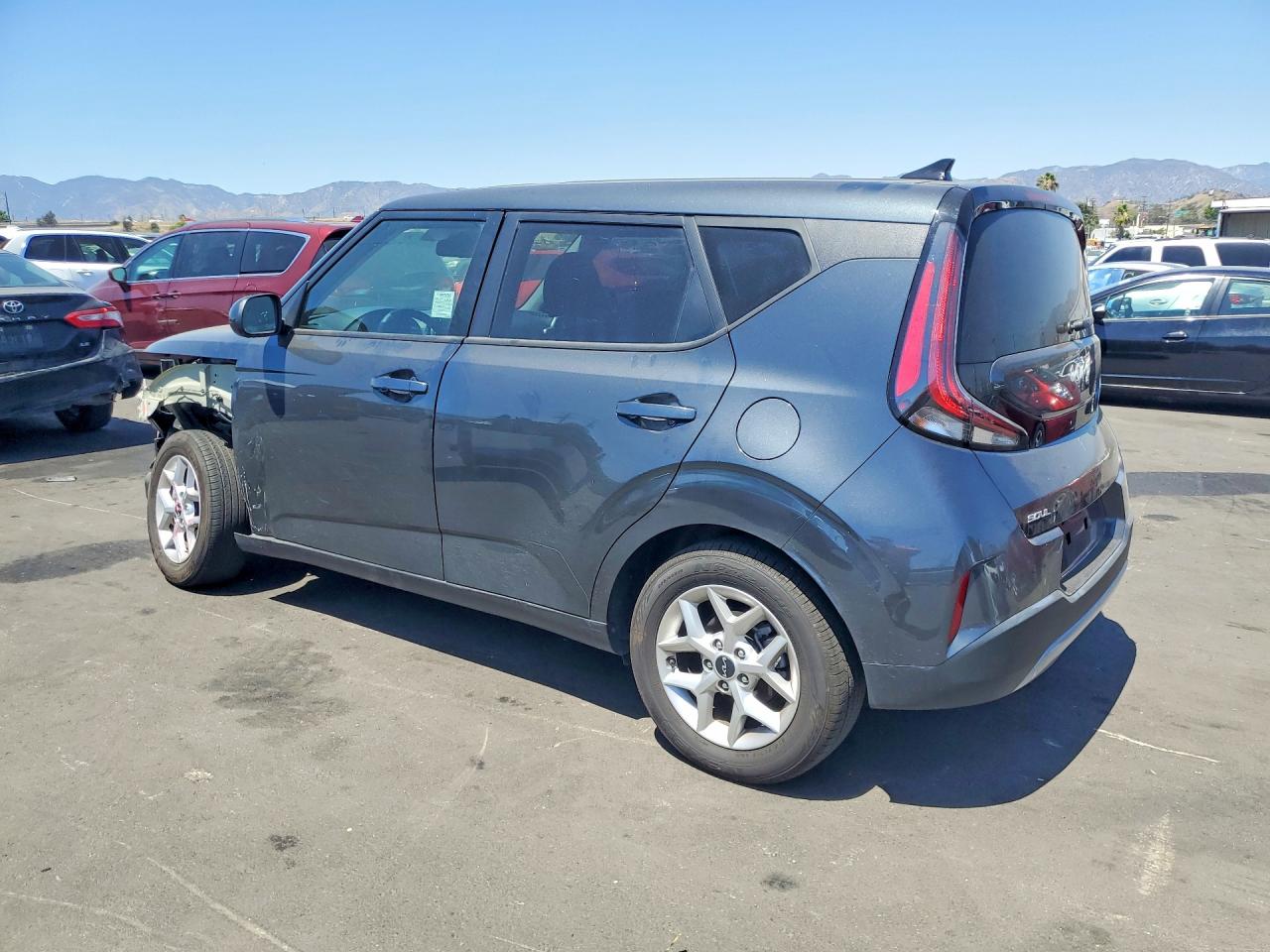 Kia Soul Lx