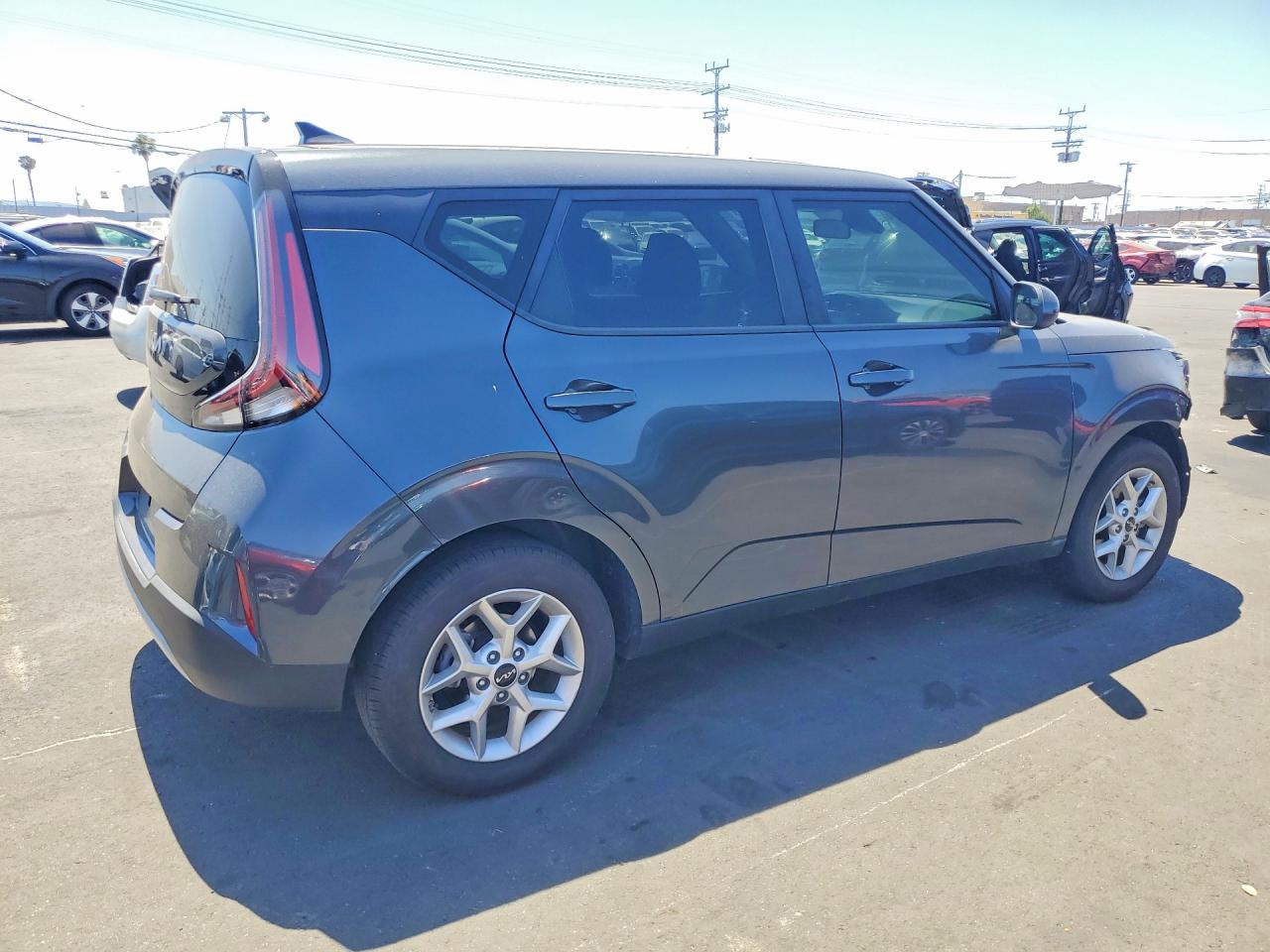 Kia Soul Lx
