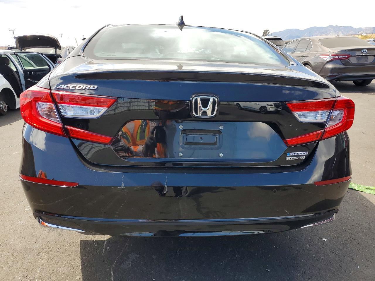 Honda Accord Touring Hybrid