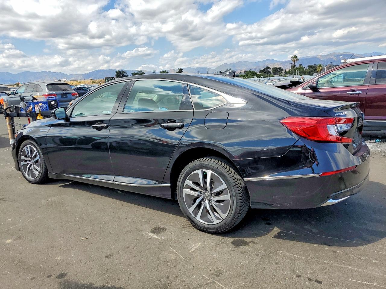 Honda Accord Touring Hybrid