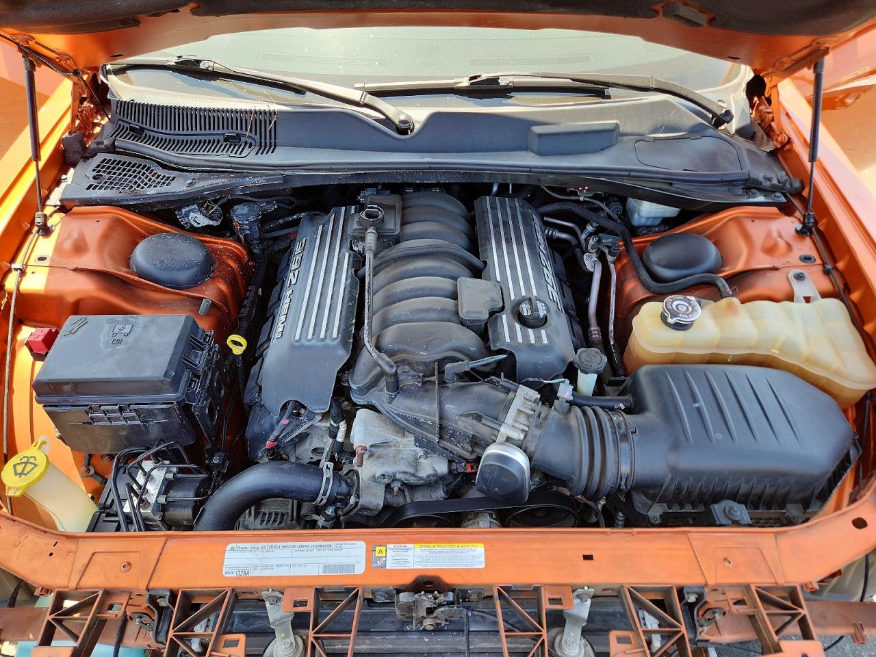 Dodge Challenger Srt-8