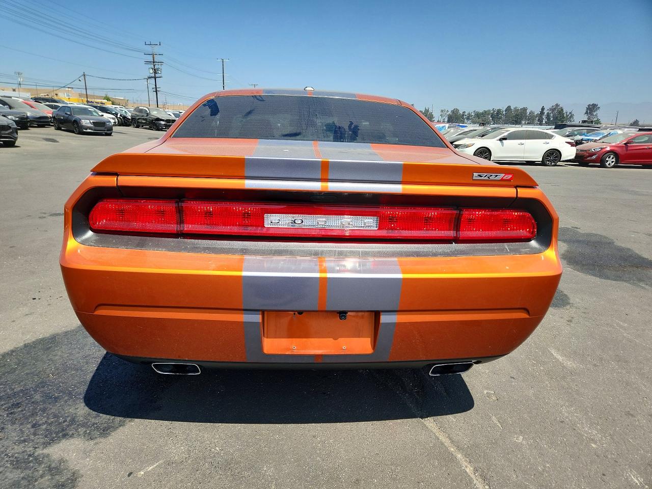 Dodge Challenger Srt-8