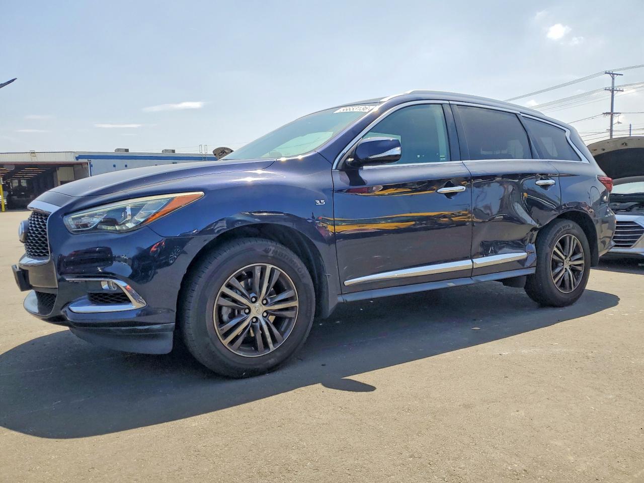 Salvage INFINITI Qx Image